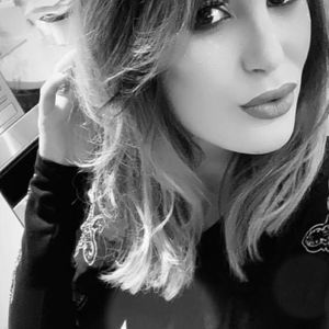 Meet your Posher, Leanne